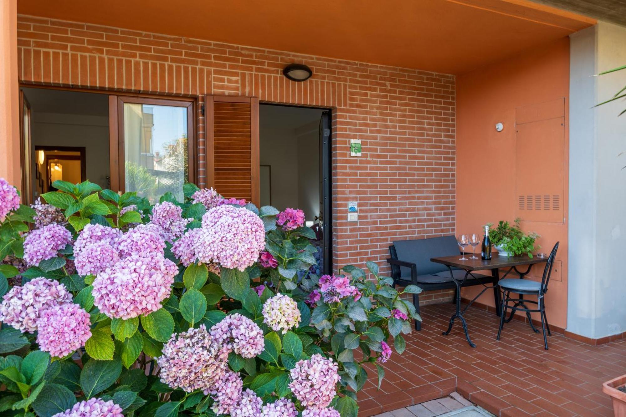 Apartamento Le Ortensie Arezzo Exterior foto